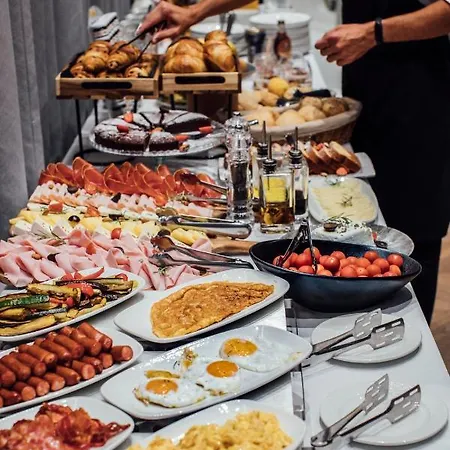 Boutique Porto Hotel 4*