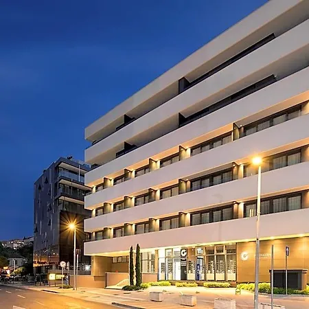 Boutique Porto 4*