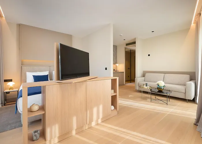 Boutique Porto Hotel 4*