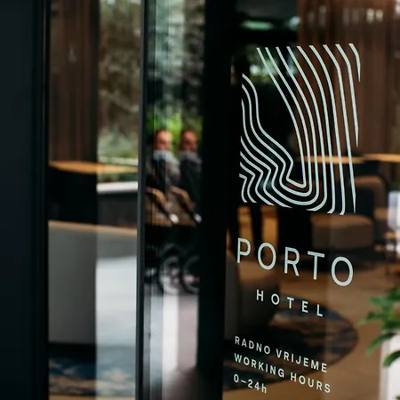Boutique Porto Hotel 4*